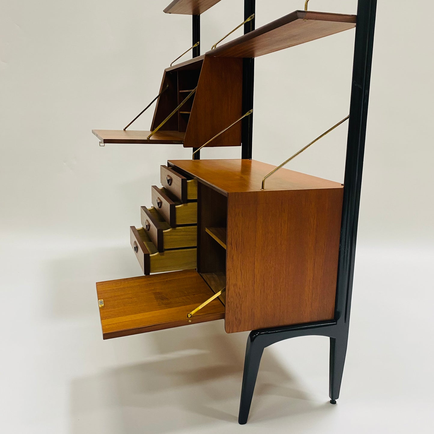 MODULAR WALL UNIT BY LOUIS VAN TEEFFELEN FOR WÉBÉ, NETHERLANDS 1960S