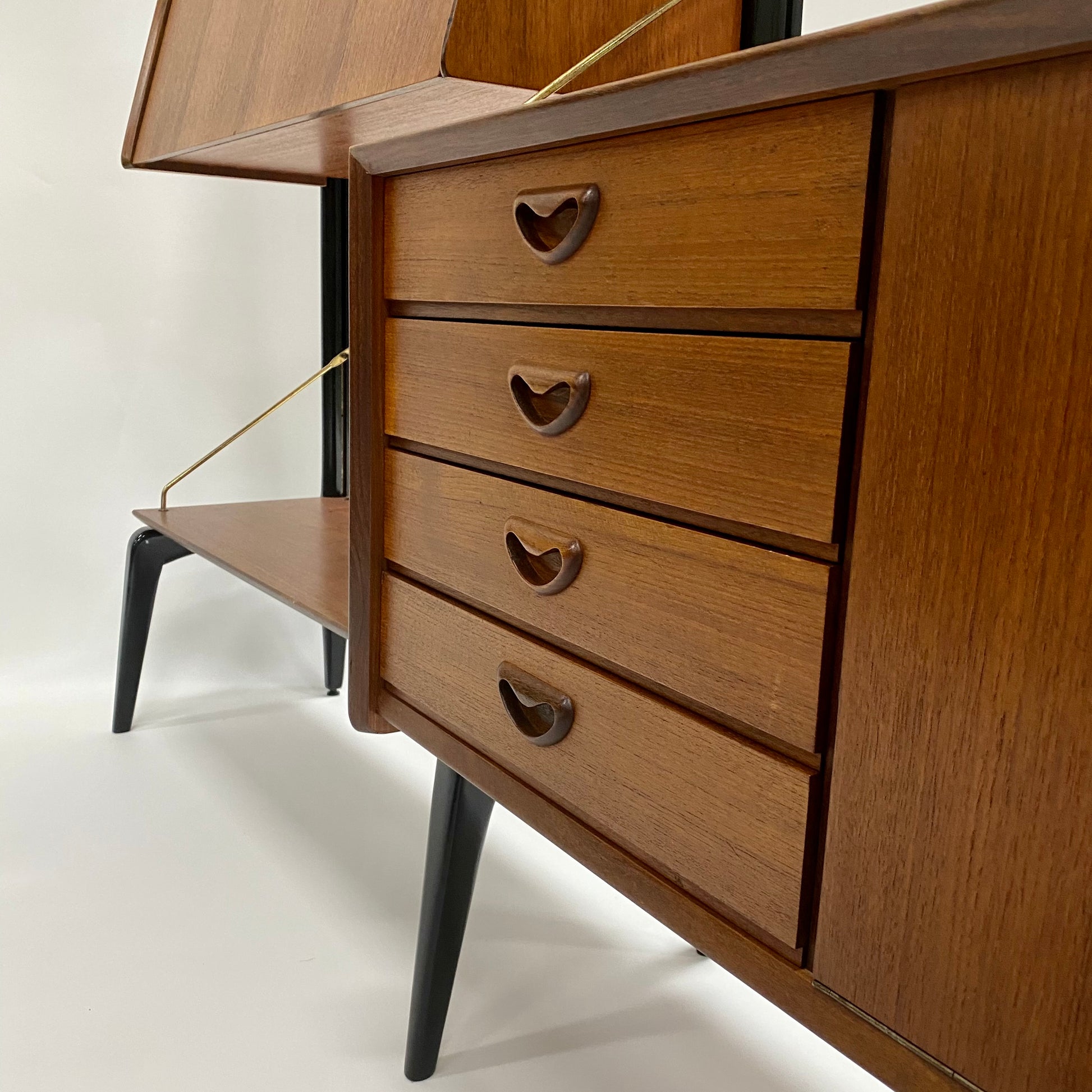 MODULAR WALL UNIT BY LOUIS VAN TEEFFELEN FOR WÉBÉ, NETHERLANDS 1960S