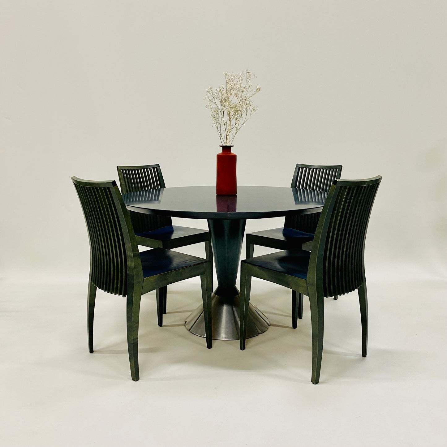 Ausziehbarer Esstisch im italienischen Design mit vier Stühlen von Wolf Schmidt-Bandelow, Italien, 1980