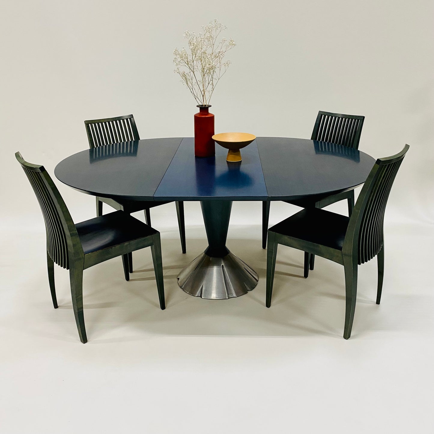 Ausziehbarer Esstisch im italienischen Design mit vier Stühlen von Wolf Schmidt-Bandelow, Italien, 1980
