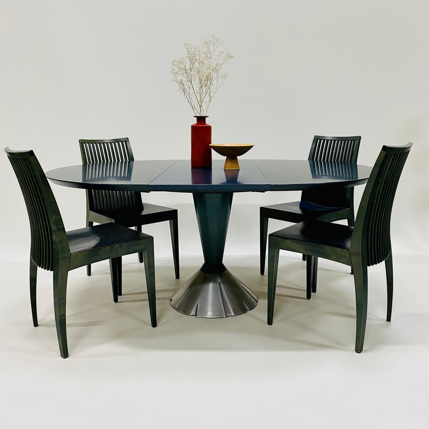 Ausziehbarer Esstisch im italienischen Design mit vier Stühlen von Wolf Schmidt-Bandelow, Italien, 1980