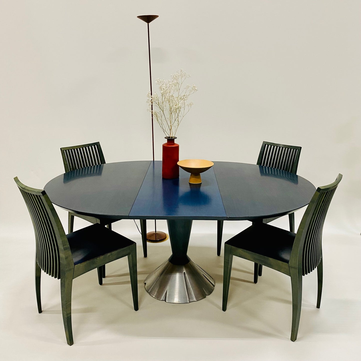 Ausziehbarer Esstisch im italienischen Design mit vier Stühlen von Wolf Schmidt-Bandelow, Italien, 1980