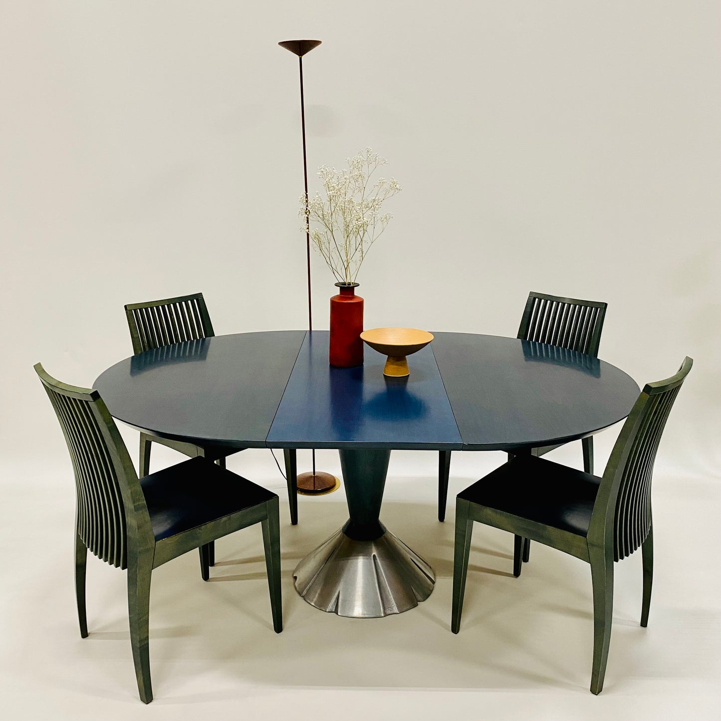 Ausziehbarer Esstisch im italienischen Design mit vier Stühlen von Wolf Schmidt-Bandelow, Italien, 1980