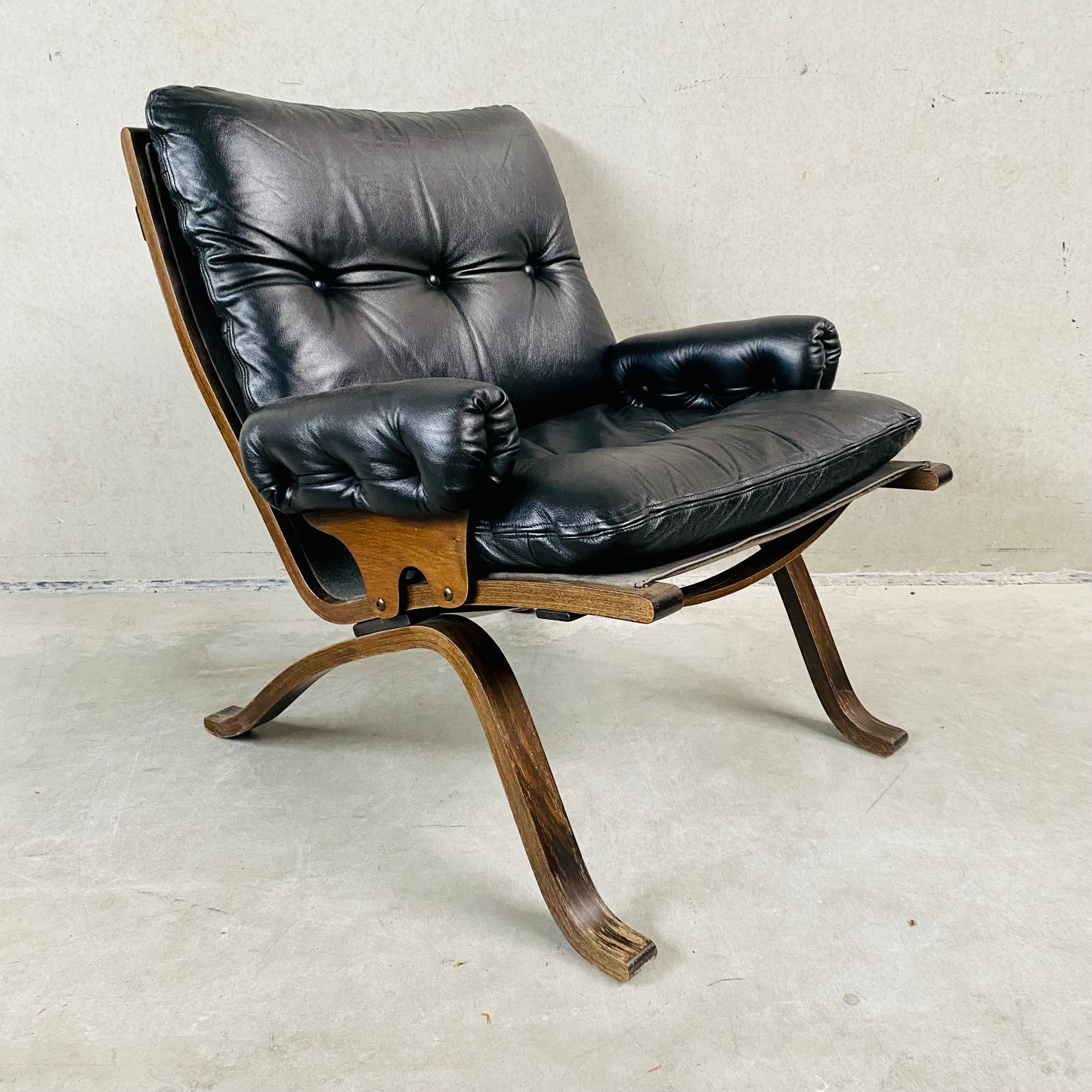 Mid-Century Black Siesta Lounge Chair by Ingmar Relling for Westnofa, Norway 1960