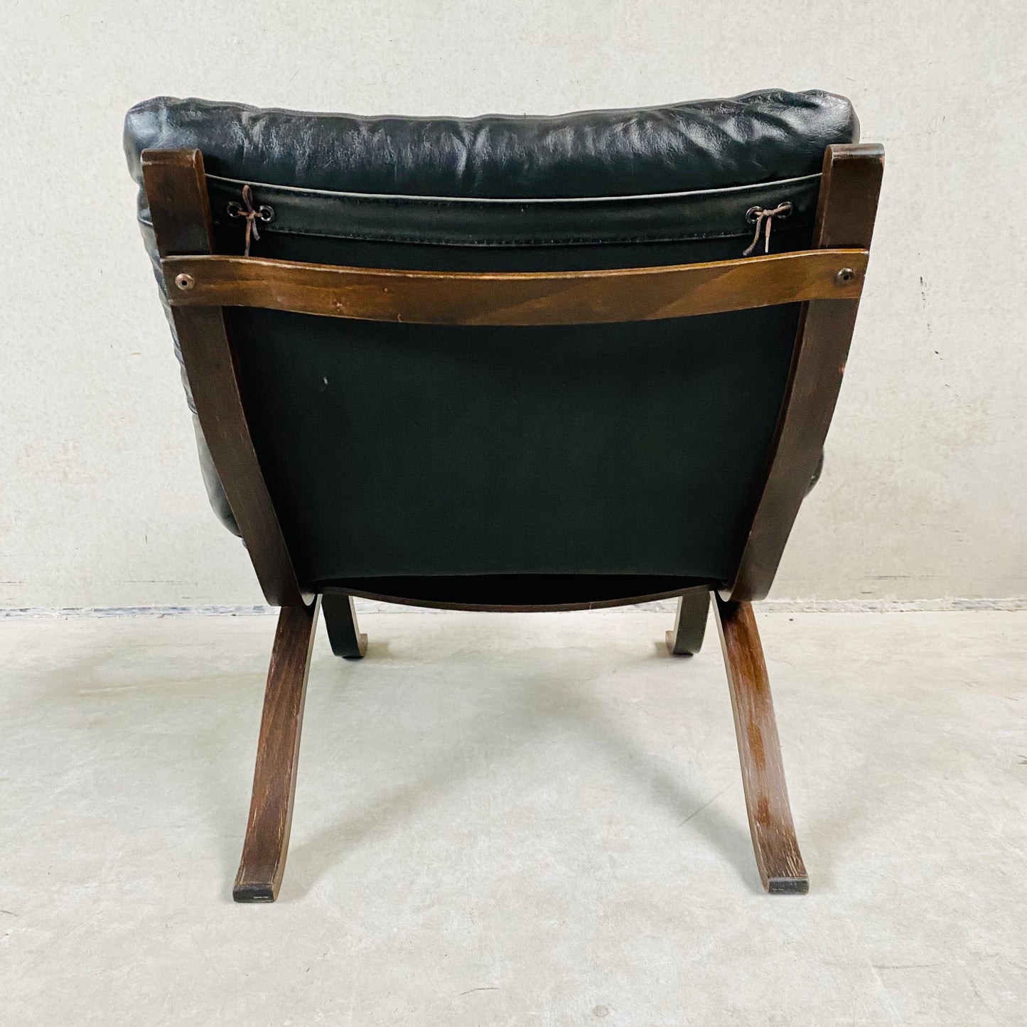 Mid-Century Black Siesta Lounge Chair by Ingmar Relling for Westnofa, Norway 1960