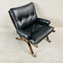 Load image into Gallery viewer, Mid-Century Black Siesta Lounge Chair by Ingmar Relling for Westnofa, Norway 1960
