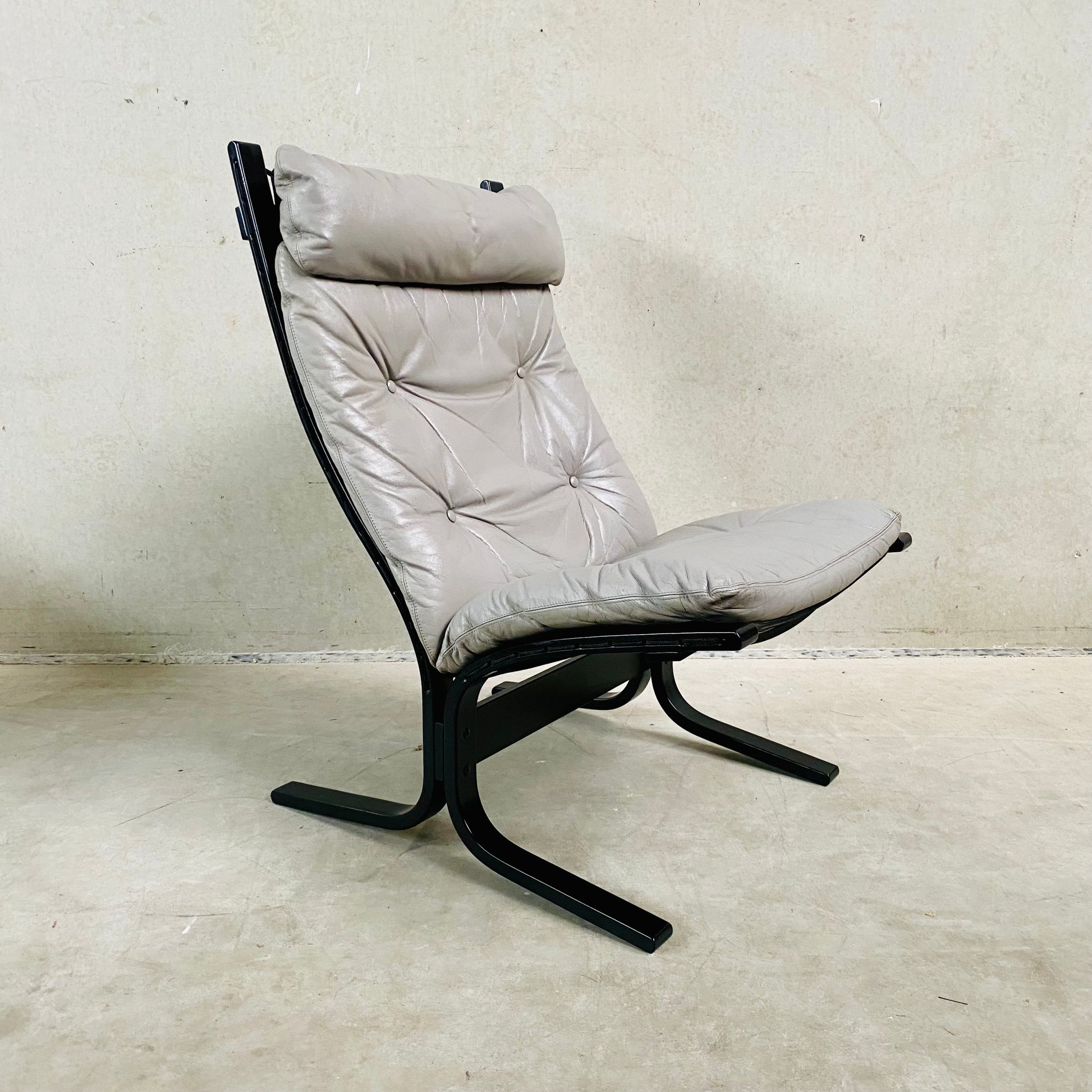 GREY SIESTA LOUNGE CHAIR BY INGMAR RELLING FOR WESTNOFA, NORWAY 1960S