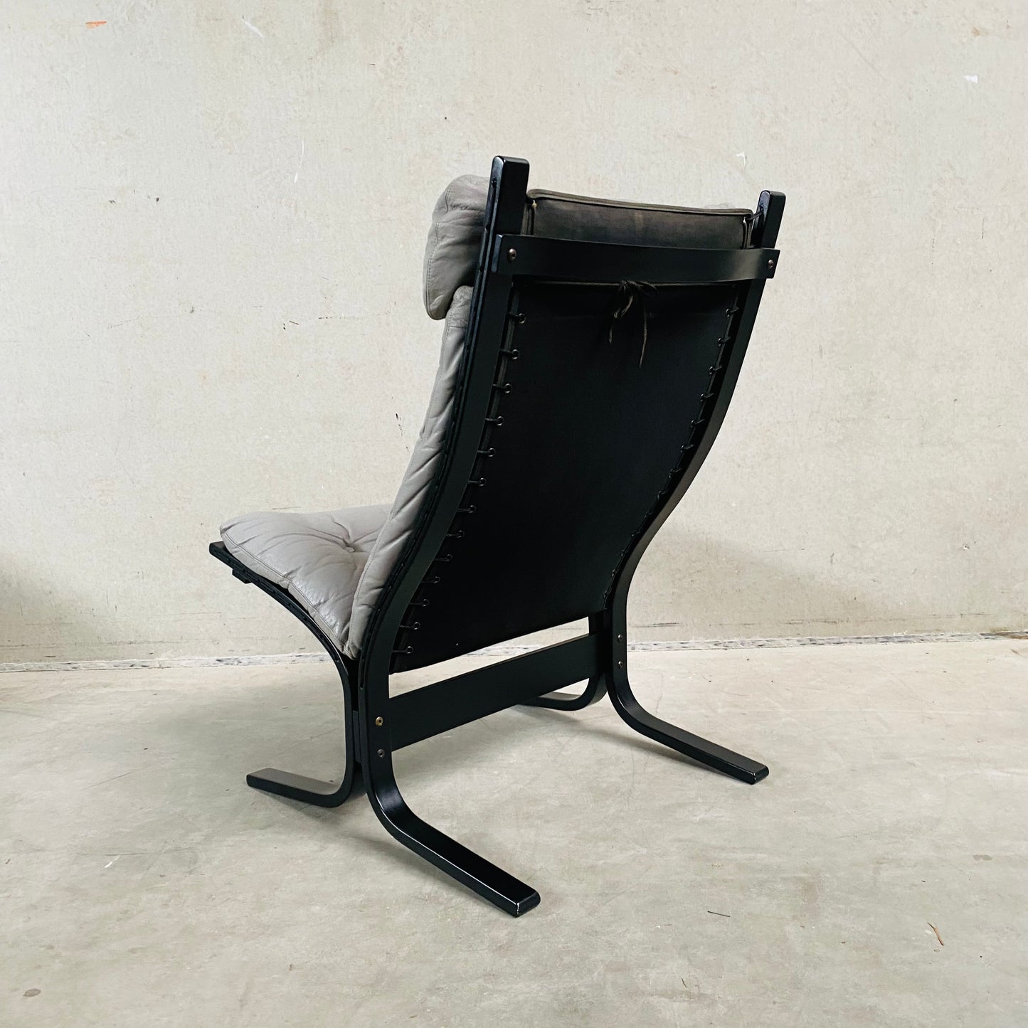 GREY SIESTA LOUNGE CHAIR BY INGMAR RELLING FOR WESTNOFA, NORWAY 1960S