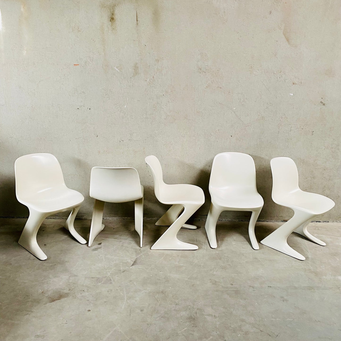 SET OF 5 WHITE KANGAROO DINING CHAIRS BY ERNST MOECKL FOR HORN, GERMANY 1968