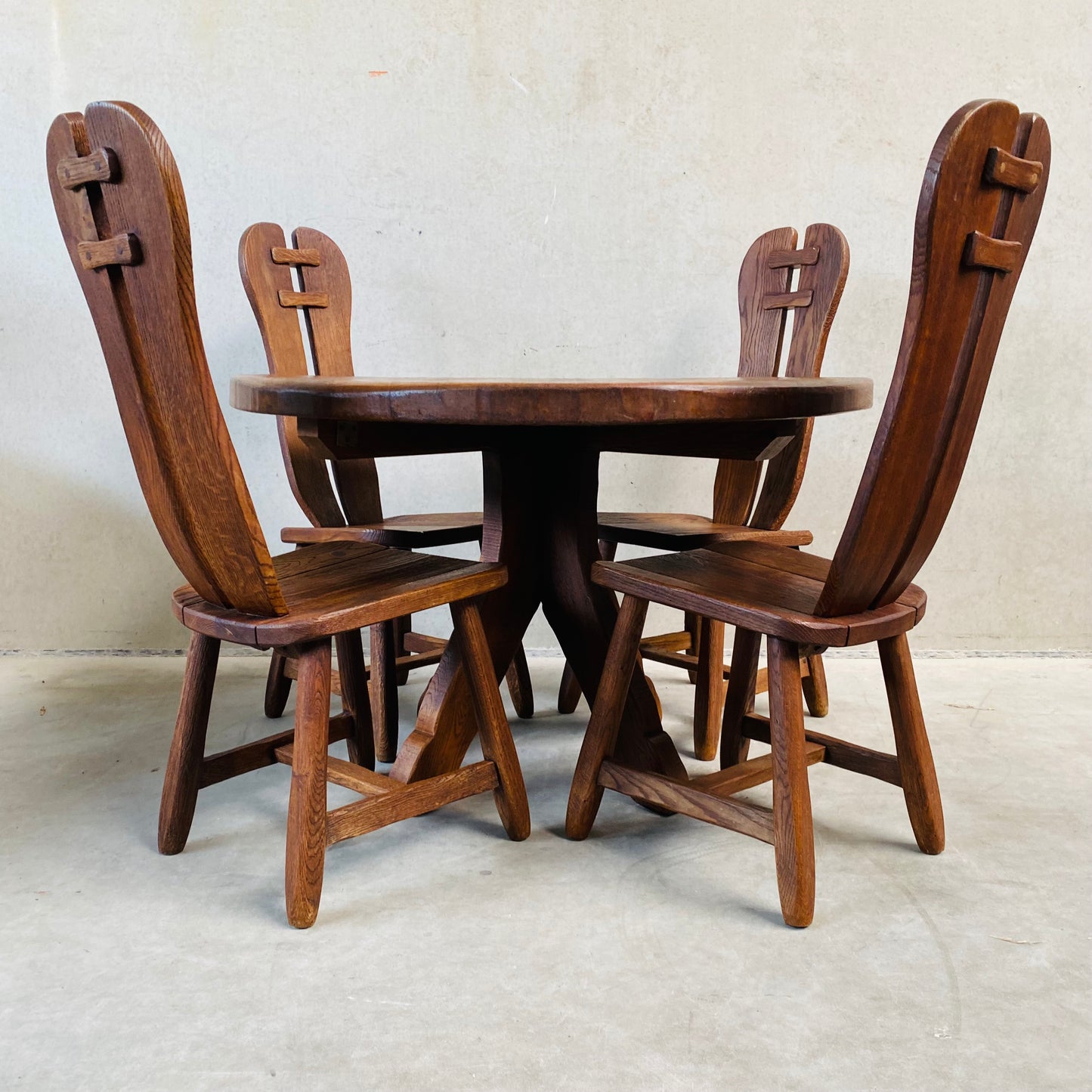 BRUTALIST ROUND DINING SET BY KUNSTMEUBELEN DE PUYDT, BELGIUM 1970S