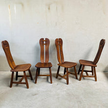 Load image into Gallery viewer, BRUTALIST ROUND DINING SET BY KUNSTMEUBELEN DE PUYDT, BELGIUM 1970S
