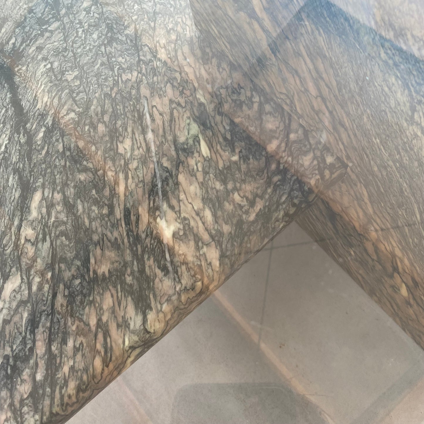 LARGE SICILIAN MARBLE COFFEE TABLE WITH GLASS TOP, ITALY 1980S