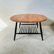 Load image into Gallery viewer, Large Oval Coffee Table by Lucian Randolph Ercolani for Ercol, England 1950

