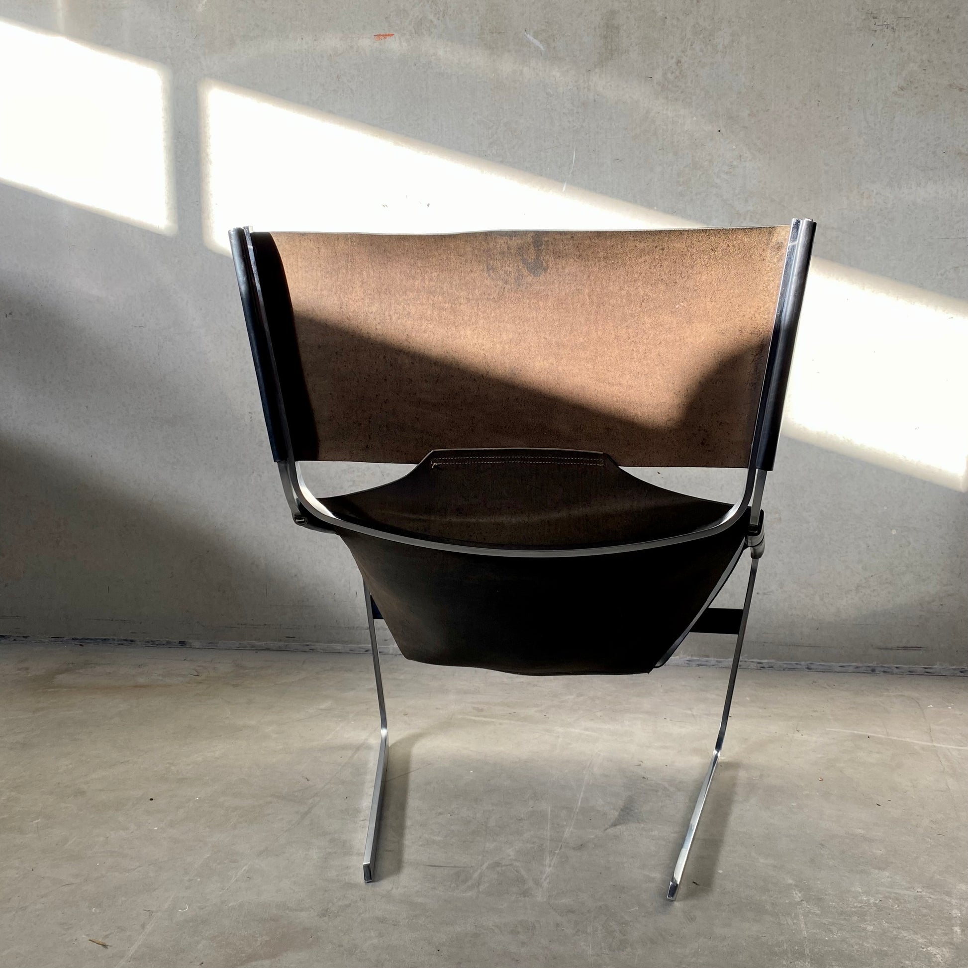 BLACK LEATHER LOUNGE CHAIR "F444" BY PIERRE PAULIN FOR ARTIFORT, NETHERLANDS 1963