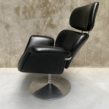 Load image into Gallery viewer, Skai Leather Lounge Chair &quot;F545&quot; Big Tulip by Pierre Paulin for Artifort, Netherlands 1980
