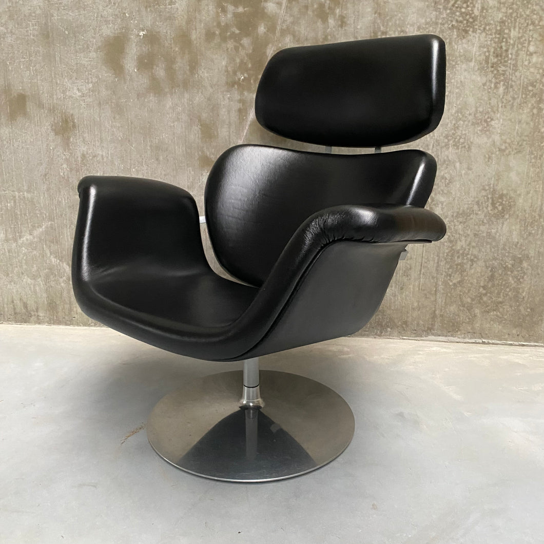 Skai Leather Lounge Chair 