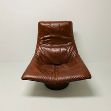Load image into Gallery viewer, Lounge Chair &quot;Goldstar&quot; by Jack Crebolder for Young International Netherlands 1970
