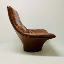 Load image into Gallery viewer, Lounge Chair &quot;Goldstar&quot; by Jack Crebolder for Young International Netherlands 1970
