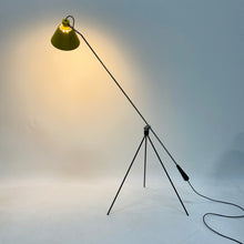 Load image into Gallery viewer, Magneto Floor Lamp by H. Fillekes for Artiforte Netherlands 1954
