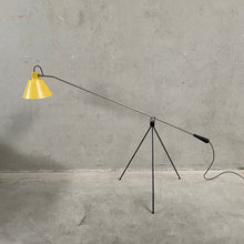 Load image into Gallery viewer, Magneto Floor Lamp by H. Fillekes for Artiforte Netherlands 1954
