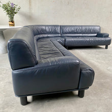 Load image into Gallery viewer, MASSIVE GREY/BLUE LEATHER &quot;DS-18&quot; SECTIONAL CORNER SOFA BY DE SEDE DESIGN TEAM, SWITZERLAND 1980S
