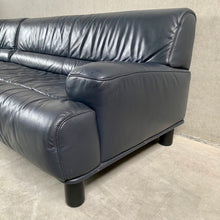 Load image into Gallery viewer, MASSIVE GREY/BLUE LEATHER &quot;DS-18&quot; SECTIONAL CORNER SOFA BY DE SEDE DESIGN TEAM, SWITZERLAND 1980S

