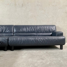 Load image into Gallery viewer, MASSIVE GREY/BLUE LEATHER &quot;DS-18&quot; SECTIONAL CORNER SOFA BY DE SEDE DESIGN TEAM, SWITZERLAND 1980S
