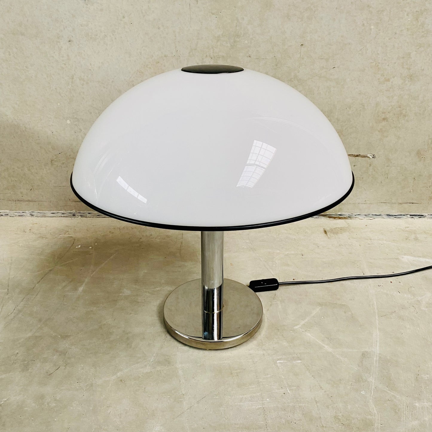 IMPRESSIVE LARGE VINTAGE TABLE LAMP BY RAAK AMSTERDAM, NETHERLANDS 1960S