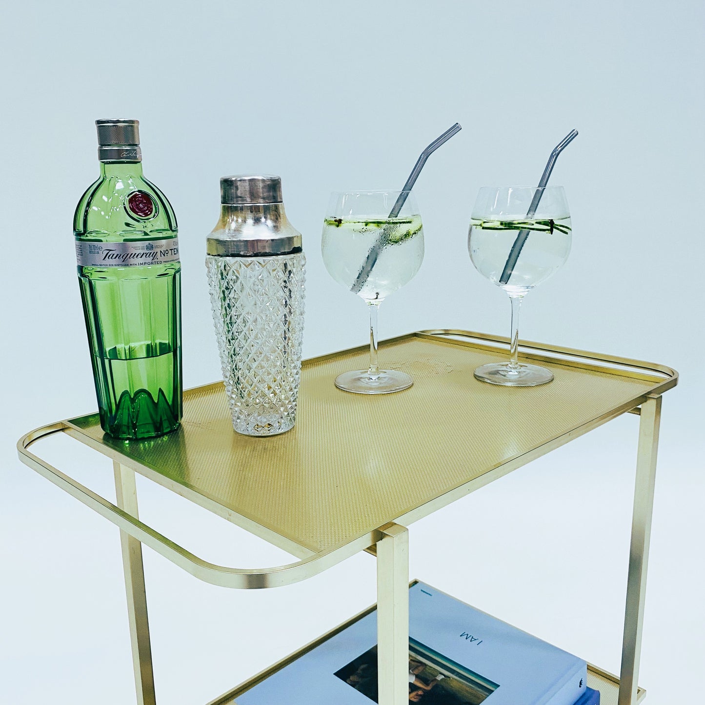 Mid-Century Modern Gold Aluminium Barwagen von Werkenswurf Sihlmetall, Schweiz 1970