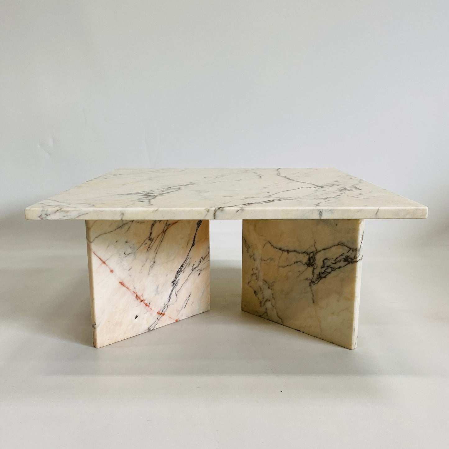 Italienischer Marmor-Couchtisch im Mid-Century-Design, Italien, 1970