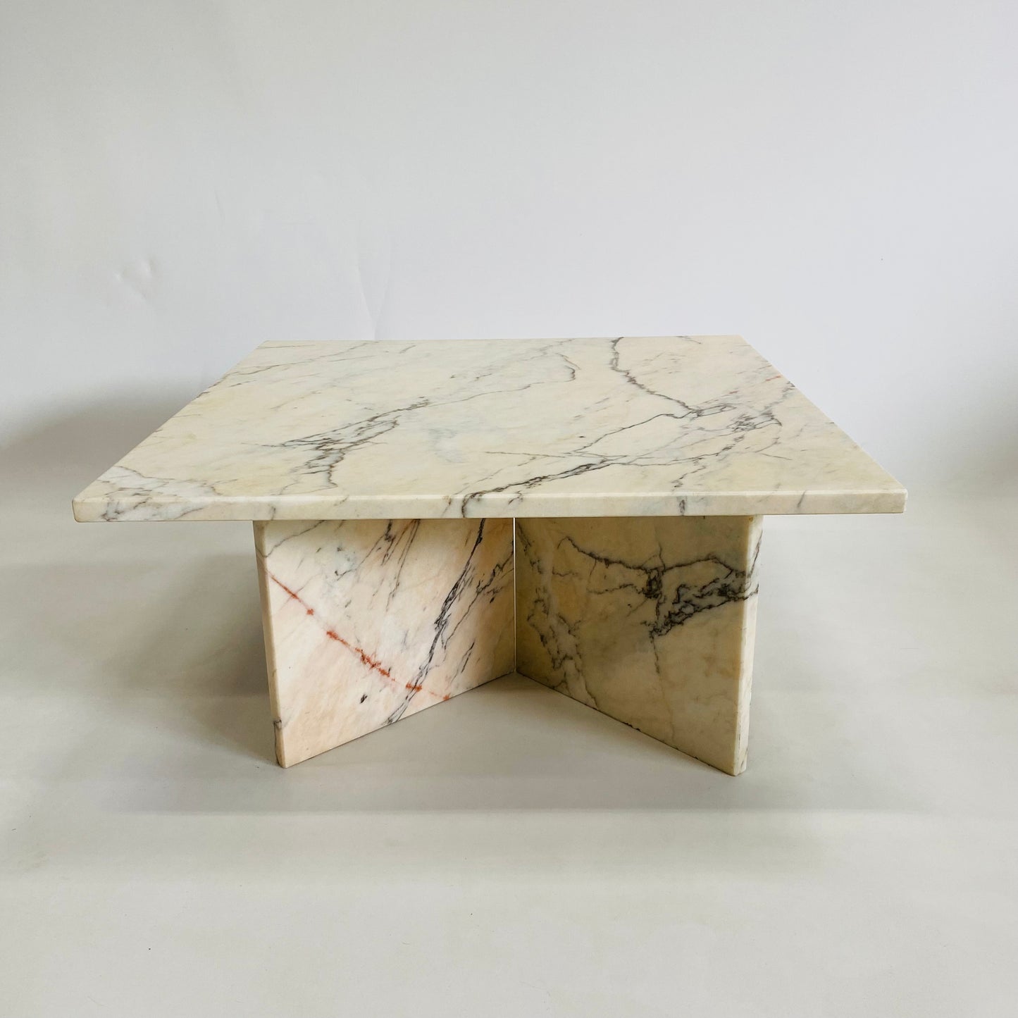 Italienischer Marmor-Couchtisch im Mid-Century-Design, Italien, 1970