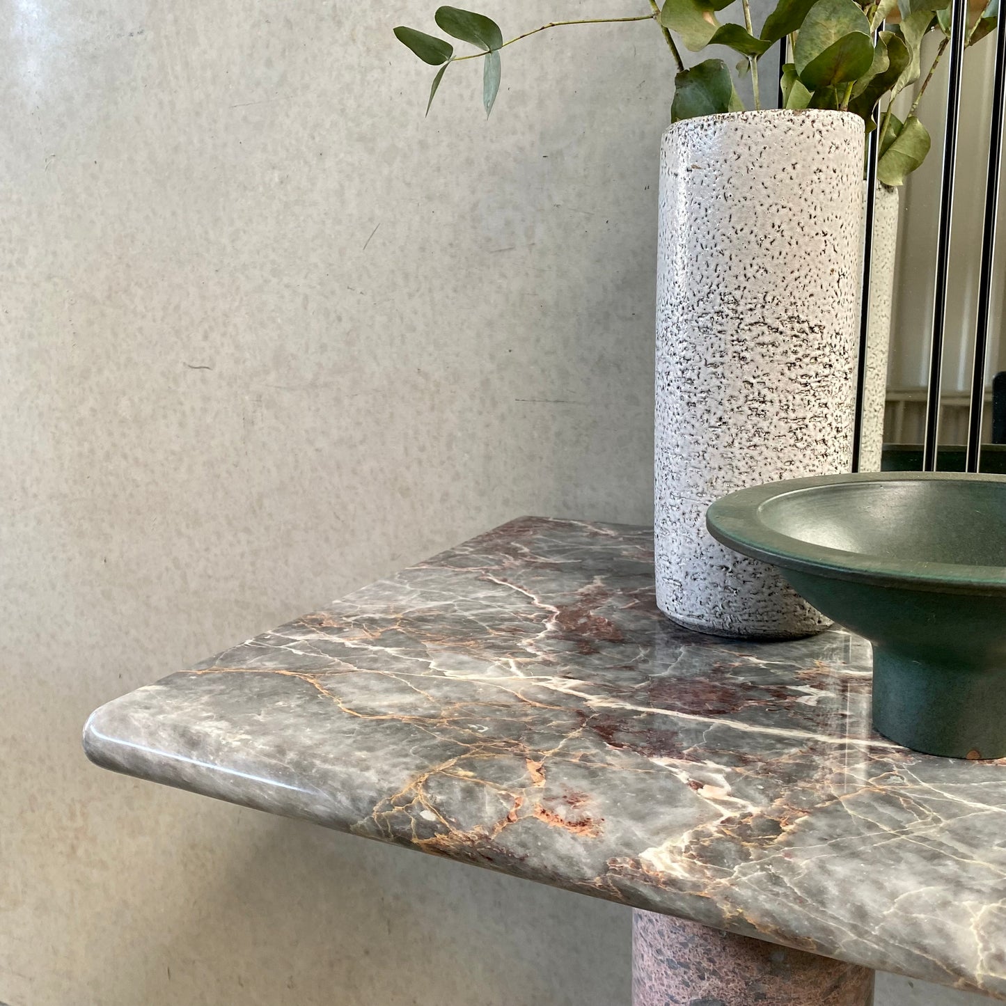 SOLID POLISHED SALOME MARBLE SIDE TABLE, 1980S