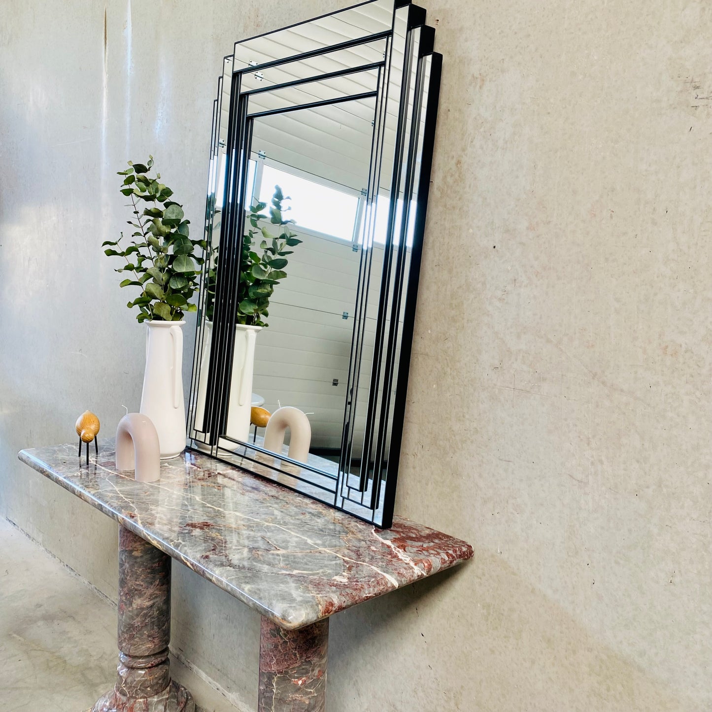 SOLID POLISHED SALOME MARBLE SIDE TABLE, 1980S