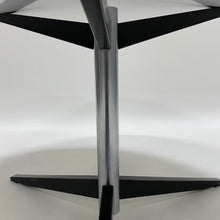 Load image into Gallery viewer, Round Dining Table &quot;Te06&quot; by Martin Visser for &#39;t Spectrum Netherlands 1970
