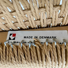 Load image into Gallery viewer, 4 x Model 401 Dining Chairs by Niels O. Møller for Jl Møller Møbelfabrik, Denmark 1970
