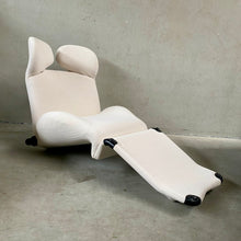 Load image into Gallery viewer, OFF WHITE 111 WINK CHAISE LONGUE BY TOSHIYUKI KITA FOR CASSINA, ITALY 1980s
