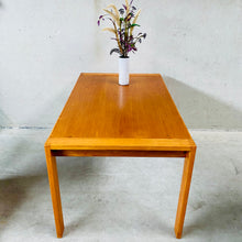 Load image into Gallery viewer, Oak Se15 Dining Table by Pierre Mazairac &amp; Charles Boonzaaijer for Pastoe, Netherlands 1976
