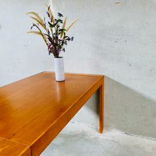 Load image into Gallery viewer, Oak Se15 Dining Table by Pierre Mazairac &amp; Charles Boonzaaijer for Pastoe, Netherlands 1976
