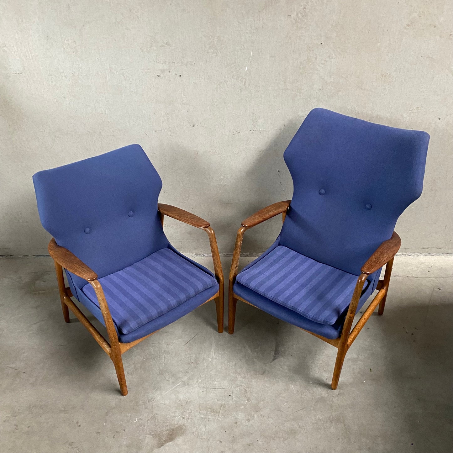 PAIR OF ARNOLD MADSEN & HENRY SCHUBELL LOUNGE CHAIRS FOR BOVENKAMP, NETHERLANDS 1950S