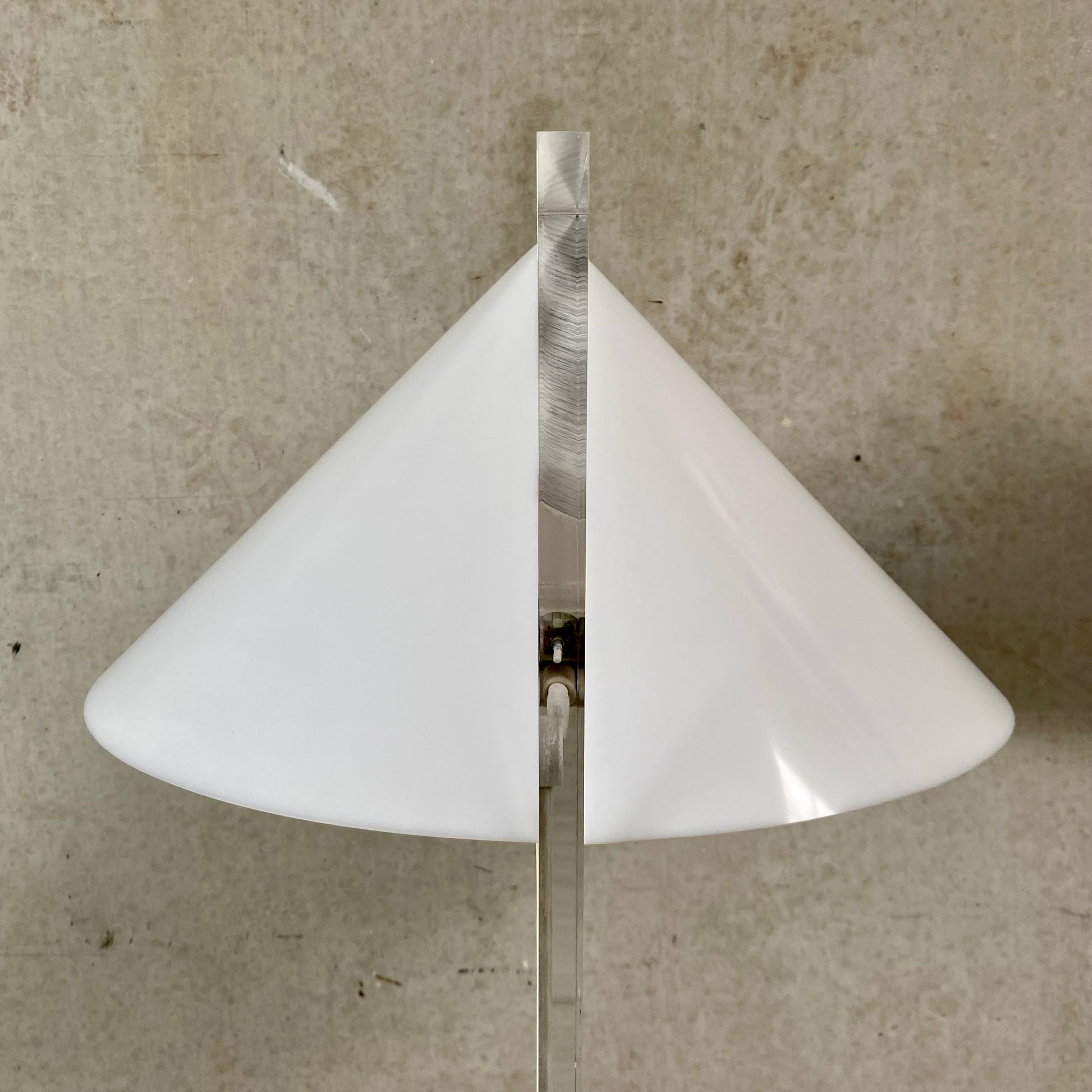 PLEXIGLASS PERSPEX FLOOR LAMP 'CONE' HARCO LOOR HAARLEM, NETHERLANDS 1970S