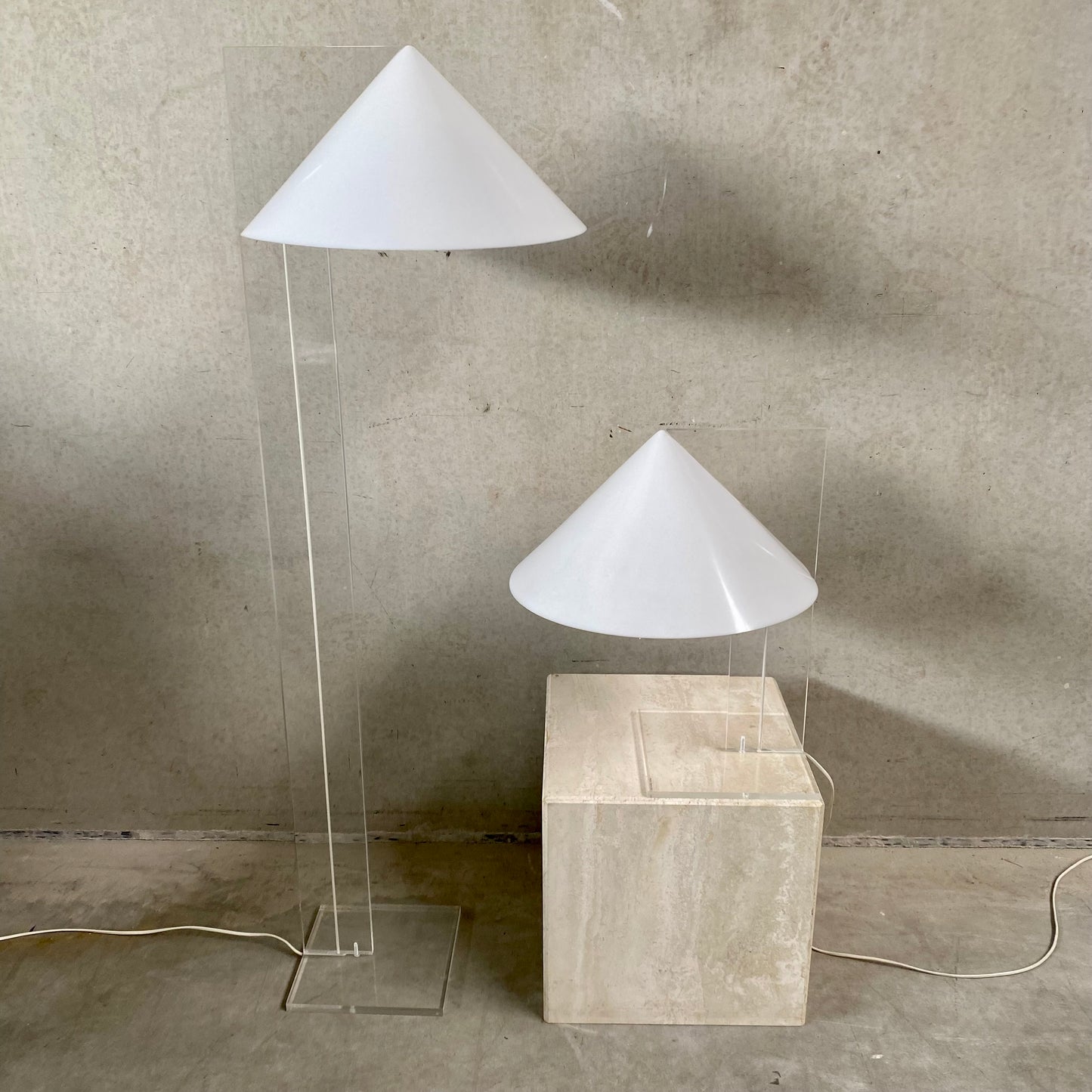 PLEXIGLASS PERSPEX FLOOR LAMP 'CONE' HARCO LOOR HAARLEM, NETHERLANDS 1970S