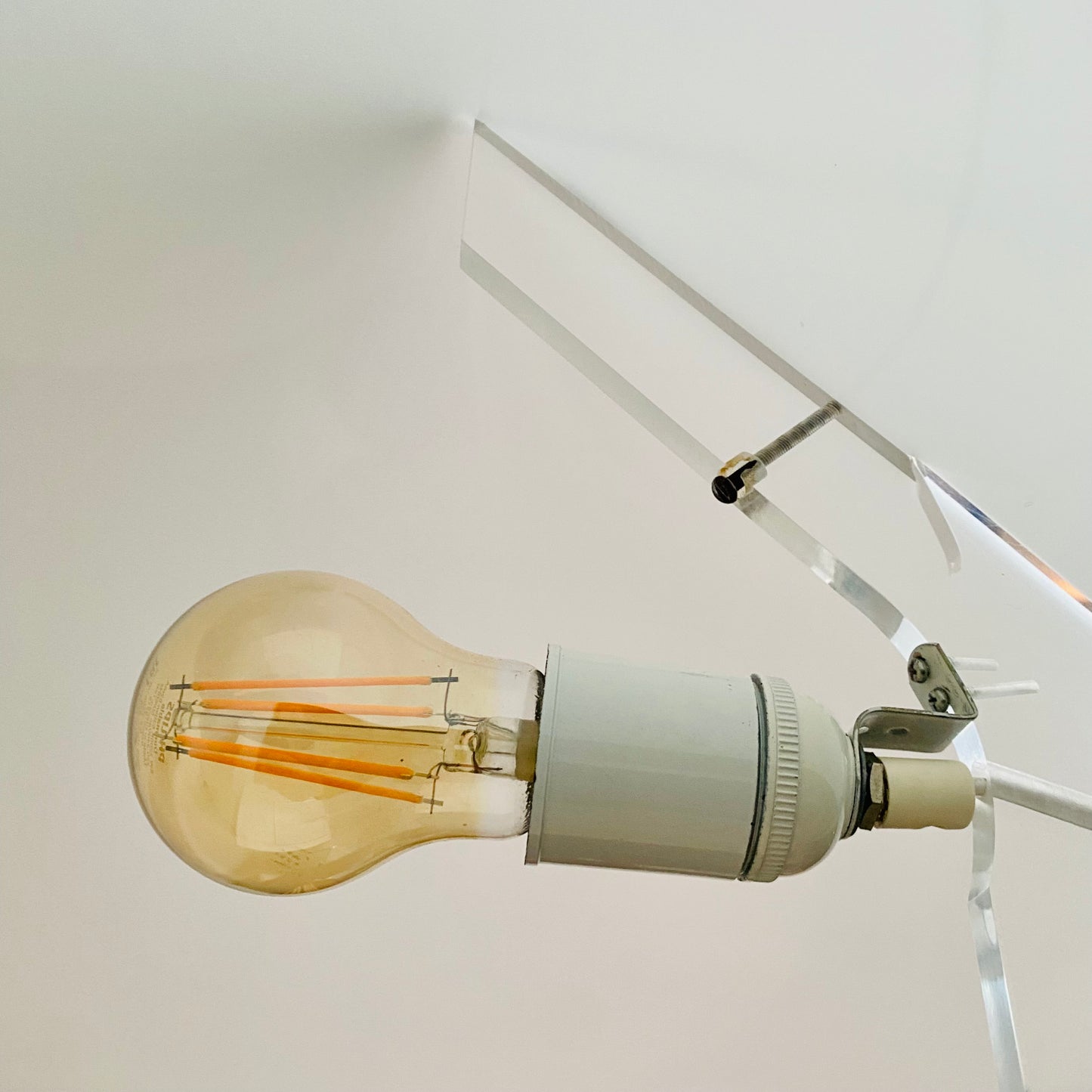 PLEXIGLASS PERSPEX TABLE LAMP 'CONE' HARCO LOOR HAARLEM, NETHERLANDS 1970S 