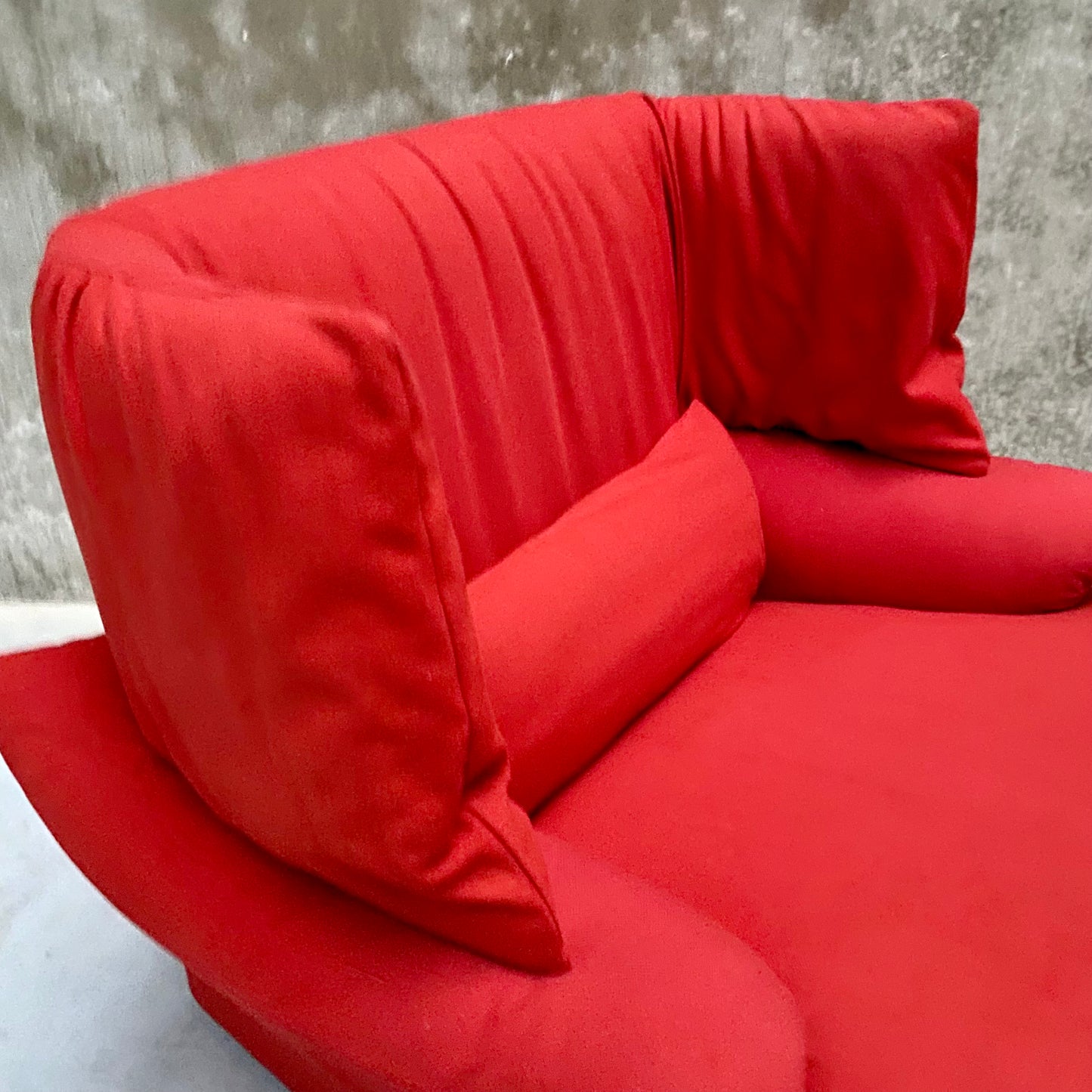 RED "POLTOVENERE" WINGBACK CHAIR BY VICO MAGISTRETTI FOR CASSINA, ITALY 1980S