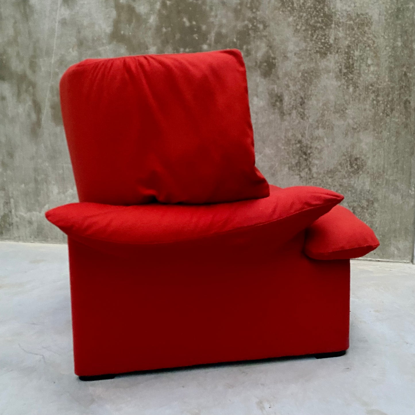 RED "POLTOVENERE" WINGBACK CHAIR BY VICO MAGISTRETTI FOR CASSINA, ITALY 1980S