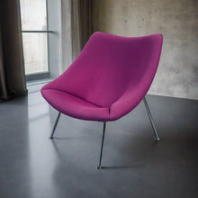 Load image into Gallery viewer, Purple Lounge Chair Oyster &quot;F157&quot; by Pierre Paulin for Artifort, Netherlands 1970
