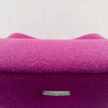 Load image into Gallery viewer, Purple Lounge Chair Oyster &quot;F157&quot; by Pierre Paulin for Artifort, Netherlands 1970
