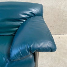 Load image into Gallery viewer, Pausa Sofa by Pierluigi Cerri for Poltrona Frau Italy 1990
