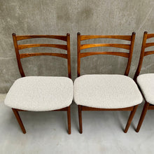 Load image into Gallery viewer, SET FOR 4 ROSEWOOD DINING CHAIRS WITH BOUCLÉ UPHOLSTERY FOR TOPFORM, NETHERLANDS 1960S
