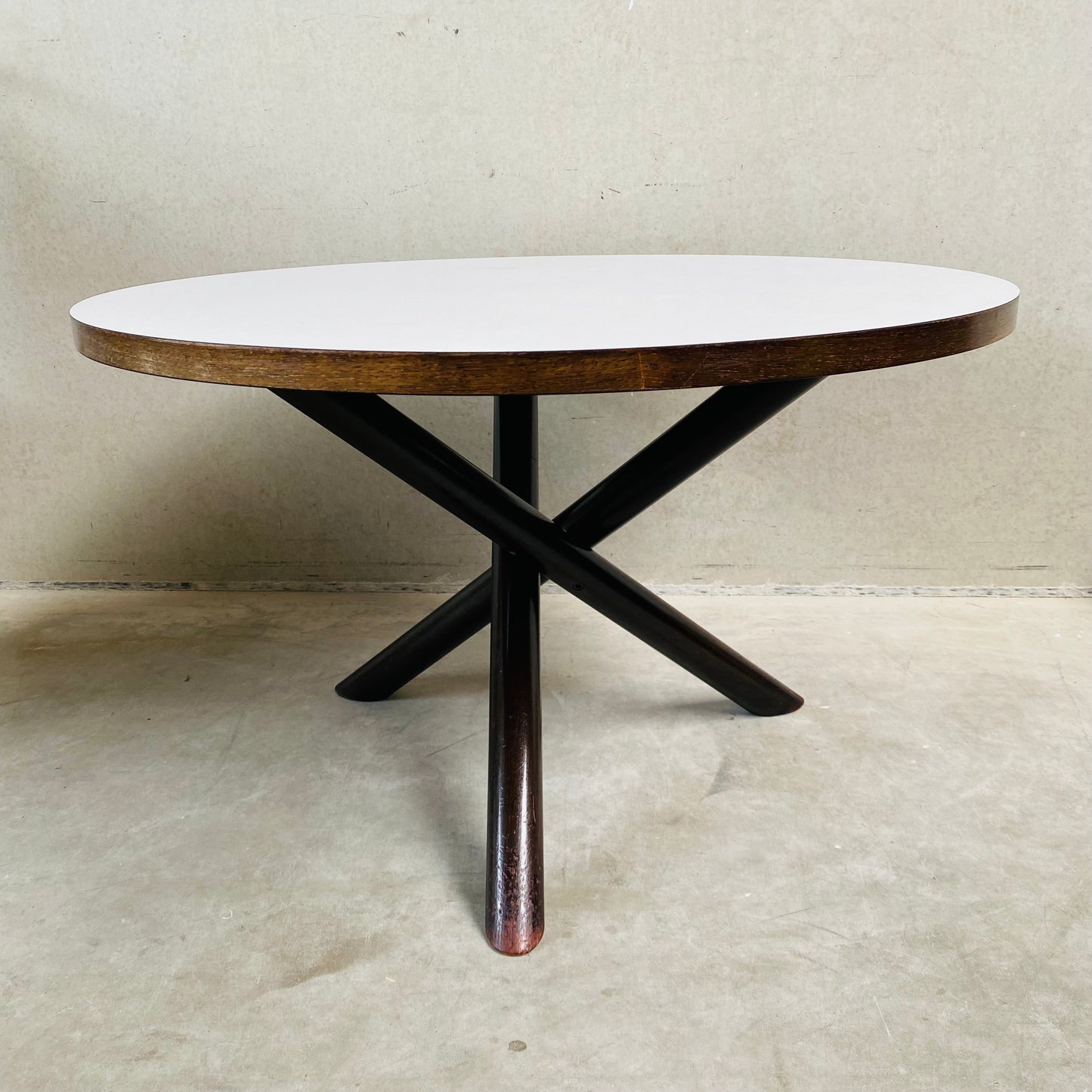 Runder Esstisch „Plataan“ von Gerard Geytenbeek für Azs, Niederlande, 1960