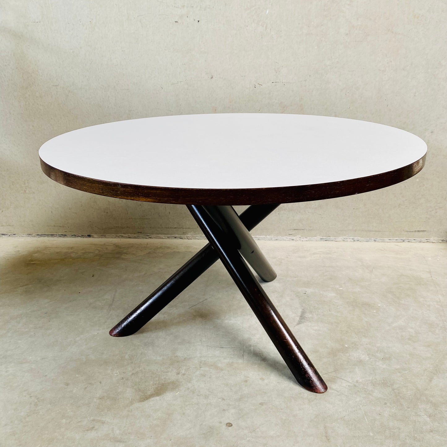 Runder Esstisch „Plataan“ von Gerard Geytenbeek für Azs, Niederlande, 1960
